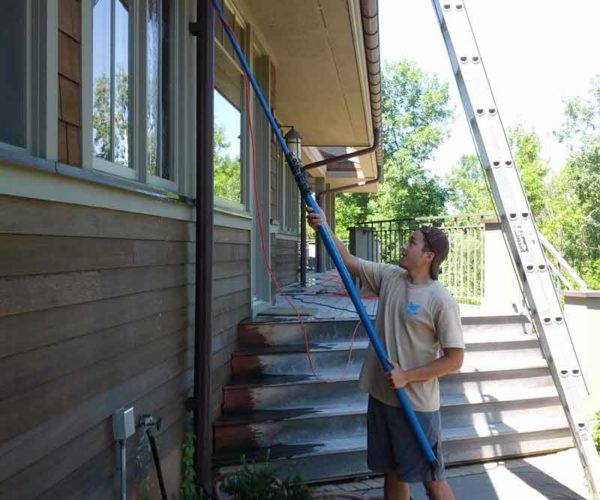 residential-window-cleaning-exterior